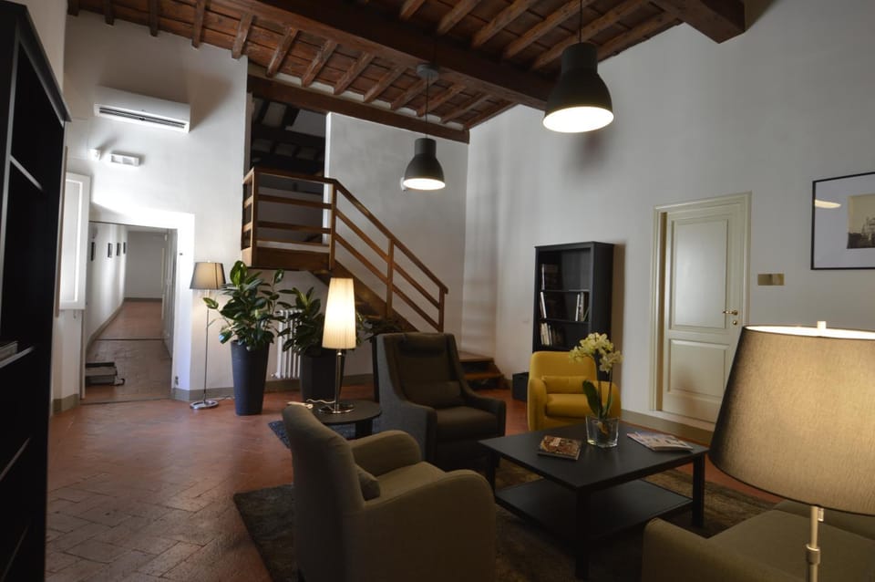 Communal lounge/ TV room, Internal: Not applicable to any particular room