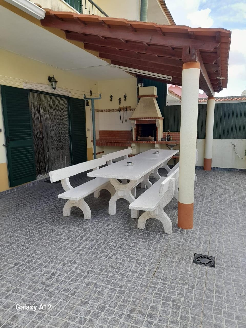 BBQ facilities, Garden, Balcony/Terrace, Dining area, Breakfast, Lunch