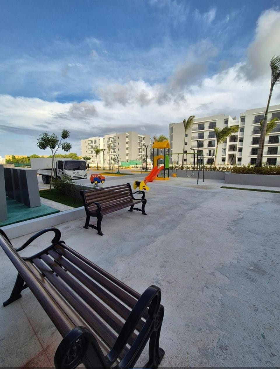 Tropical Lair, Pool, Gym Apartment in Punta Cana