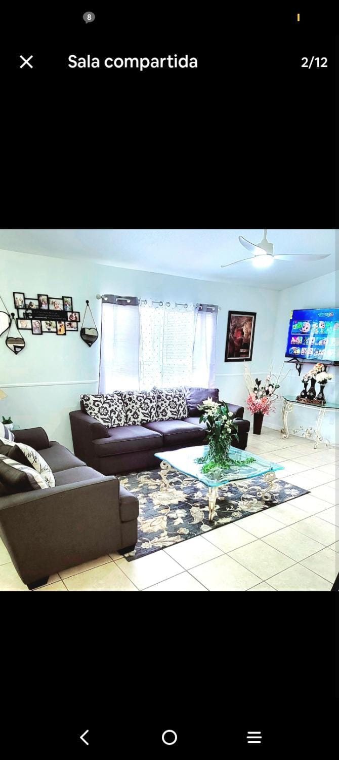 Cozy Queen Bedroom with shared Bathroom Vacation rental in Florida