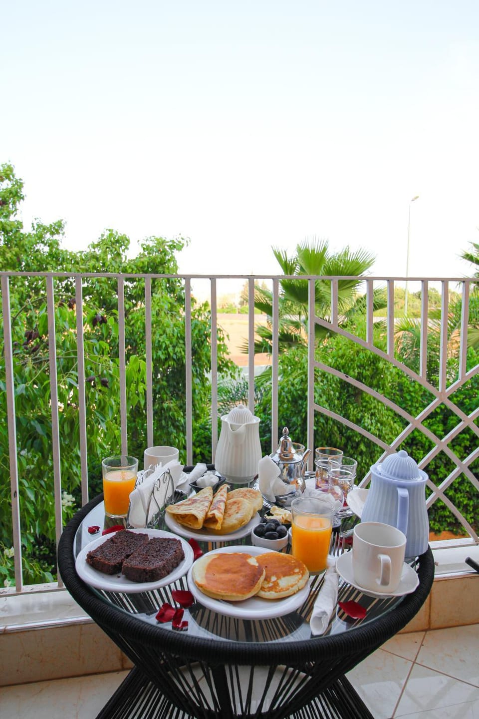 Coffee/tea facilities, Balcony/Terrace, Food and drinks, Food, Breakfast, Continental breakfast, Drinks