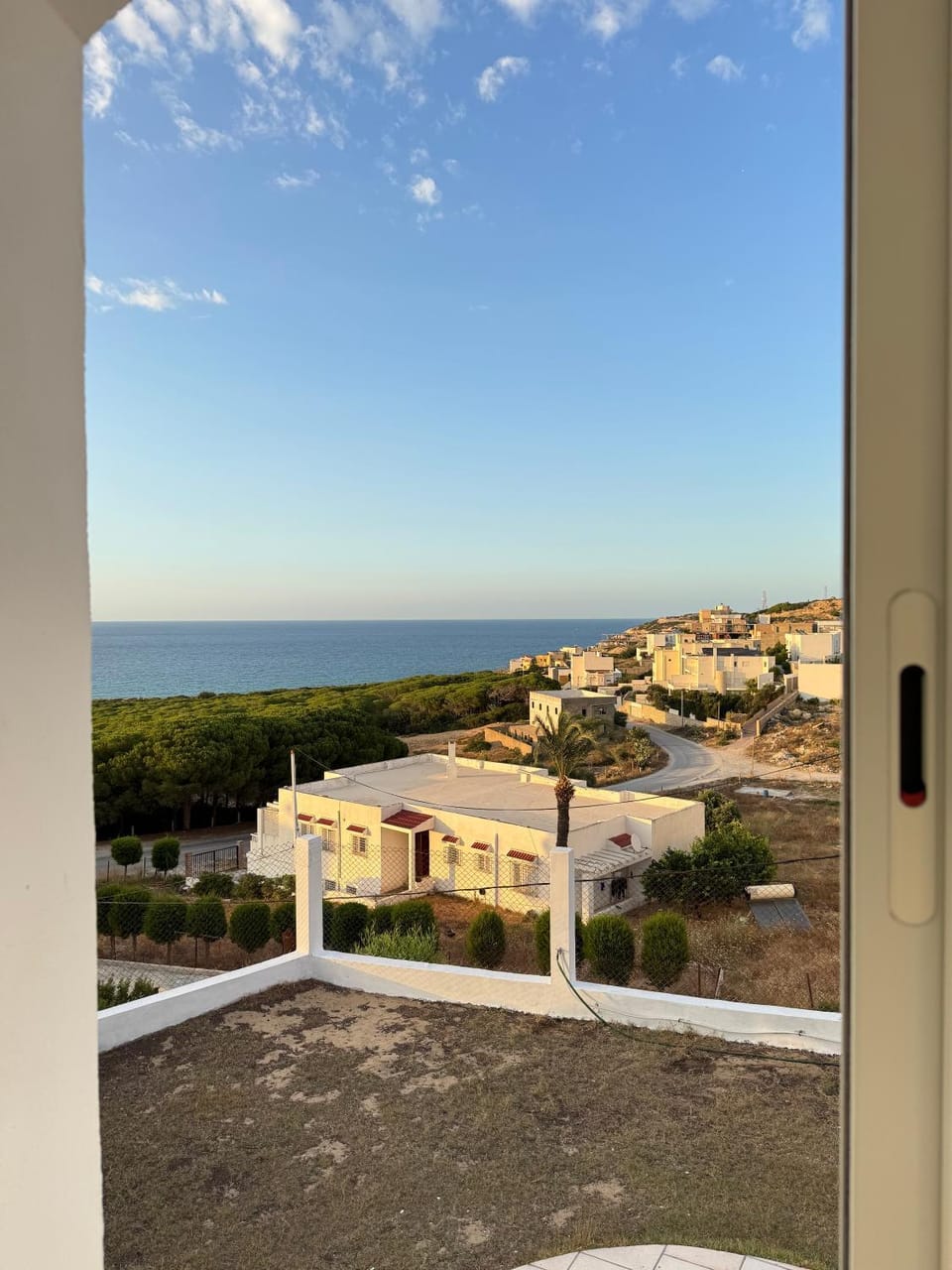 Property building, Natural landscape, View (from property/room), Balcony/Terrace, Beach, Sea view