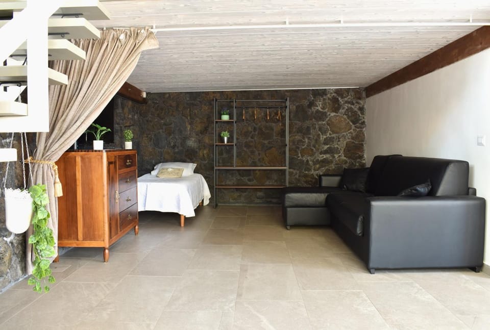 Living room, Bedroom