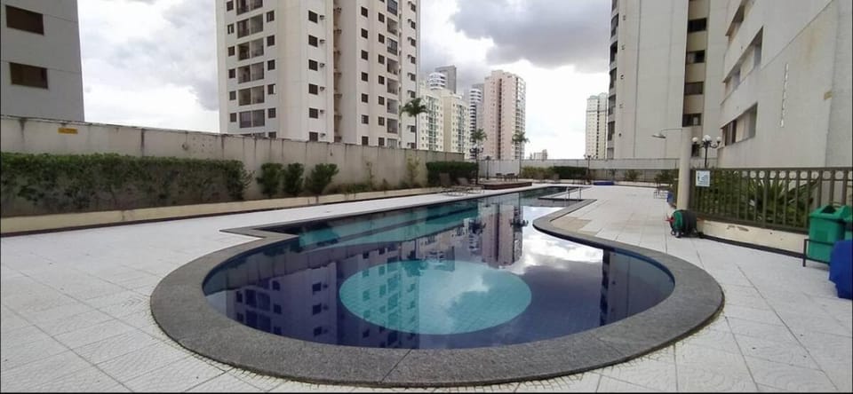 Flat completo com piscina e academia no Setor Bueno em Goiânia Apartment in Goiania
