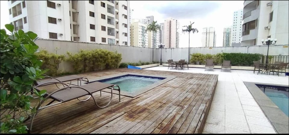 Flat completo com piscina e academia no Setor Bueno em Goiânia Apartment in Goiania