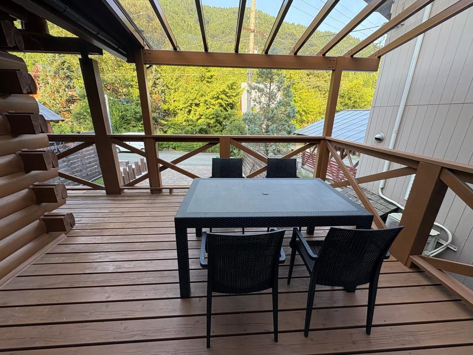 裏に川がある貸切別荘 House in Nagano Prefecture