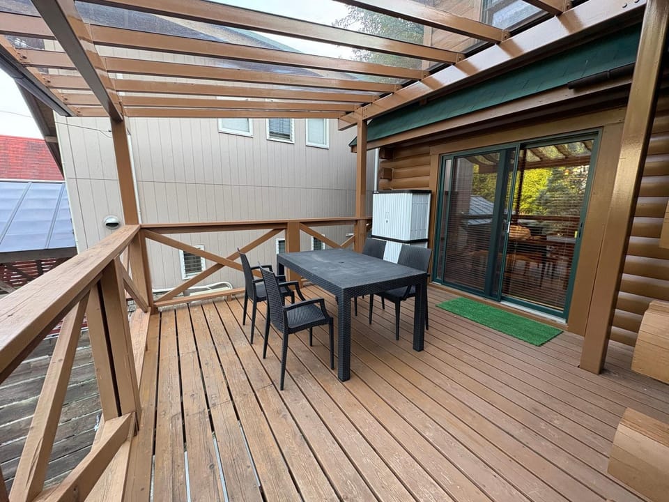 裏に川がある貸切別荘 House in Nagano Prefecture
