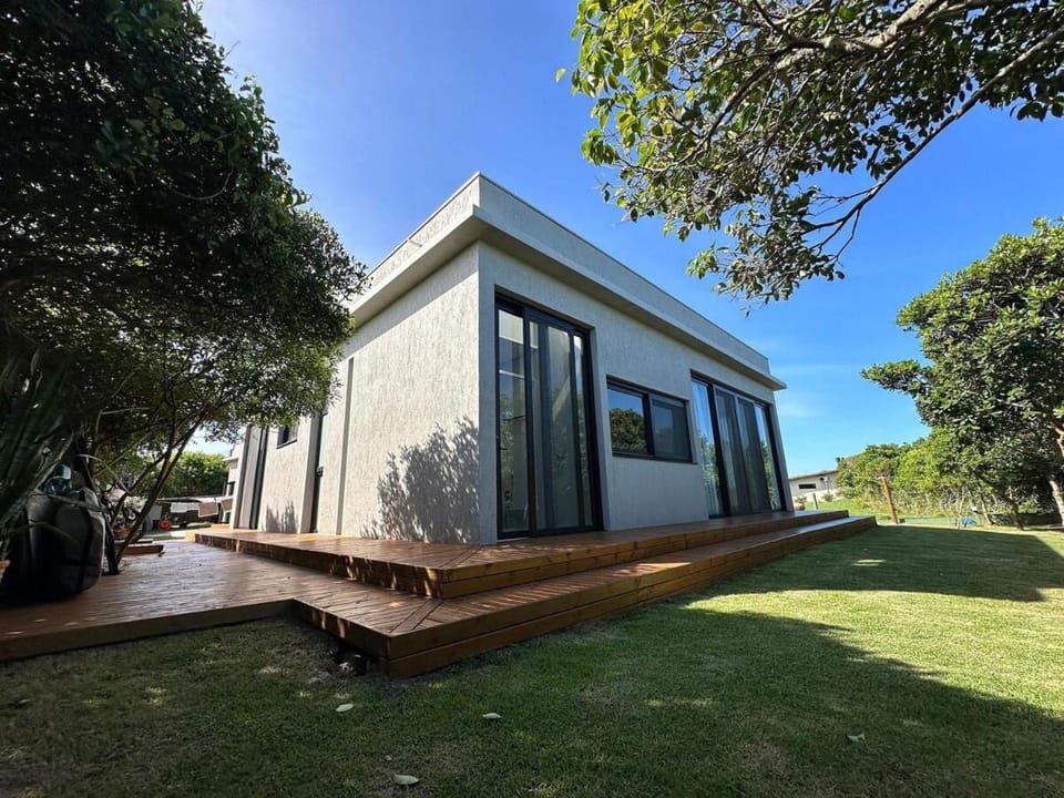 Casa de Praia de Alto Padrão frente Mar House in Florianopolis