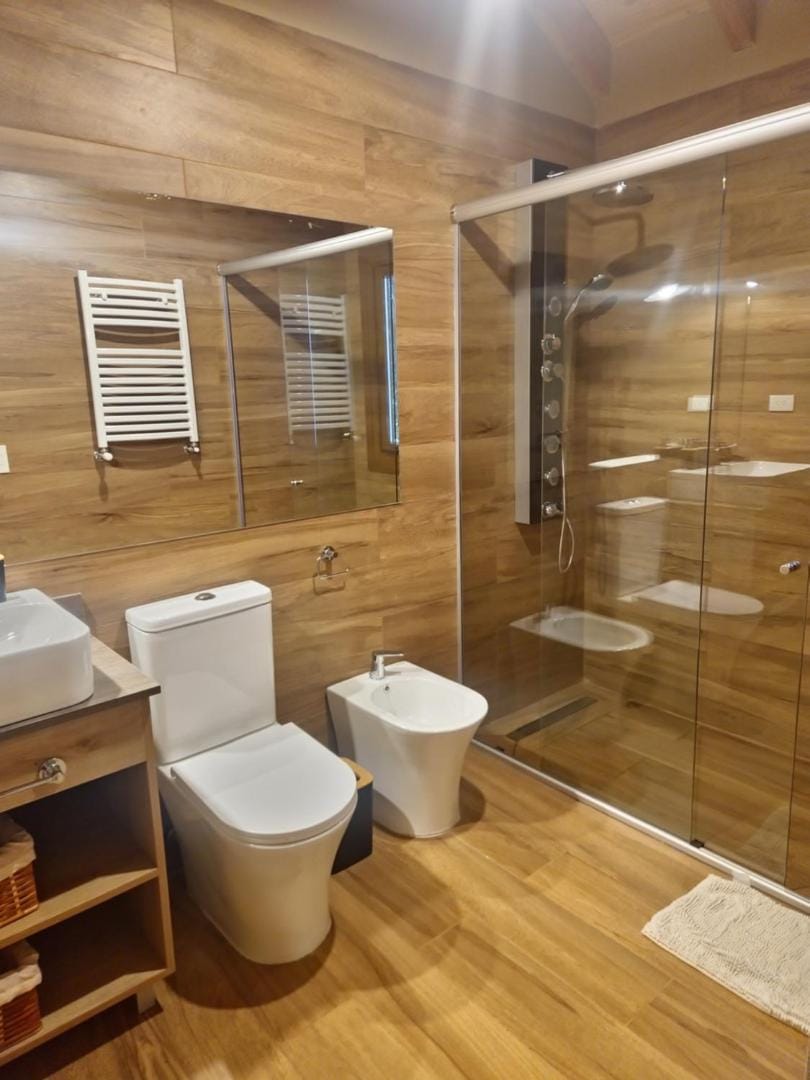 Remanso del Bosque Loft Taya, Bahía Manzano Apartment in Puerto Manzano