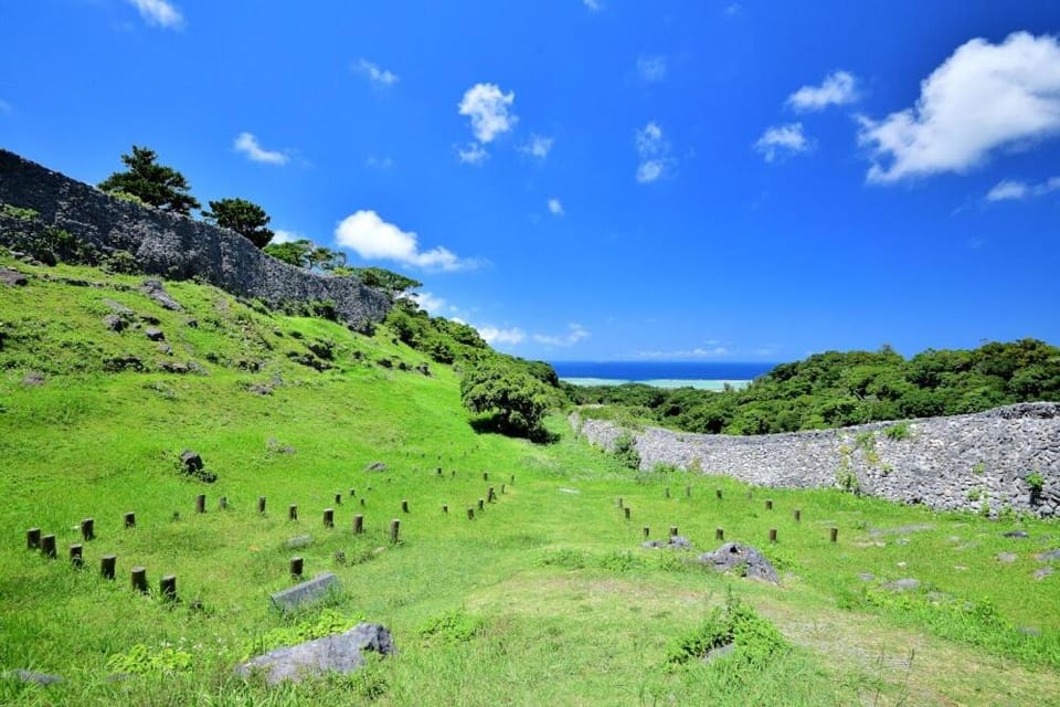 KIN Seaside Hills Town Apartment in Okinawa Prefecture