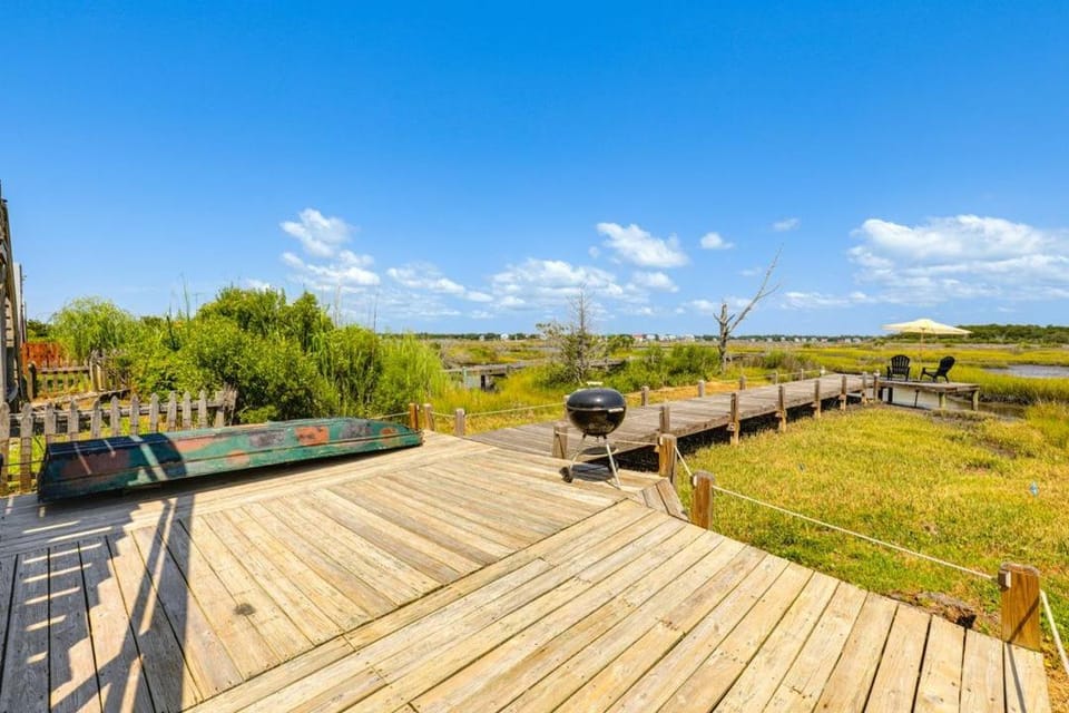 Topsail Coastal Getaway Apartment in North Topsail Beach