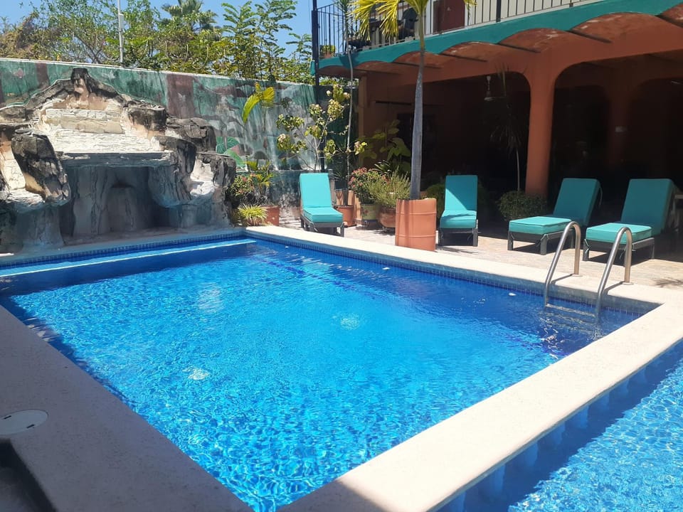 Pool view, Swimming pool, sunbed