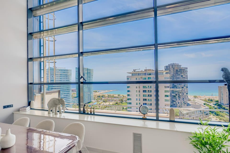 Penthouse Duplex with TOP Views! Apartment in Barcelona