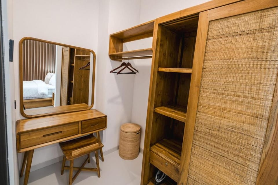 Photo of the whole room, wardrobe