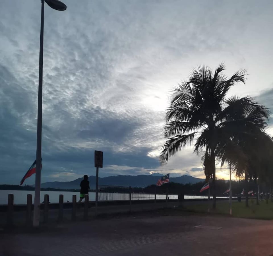 Bay Suites by Jom Summer Suites Vacation rental in Kota Kinabalu