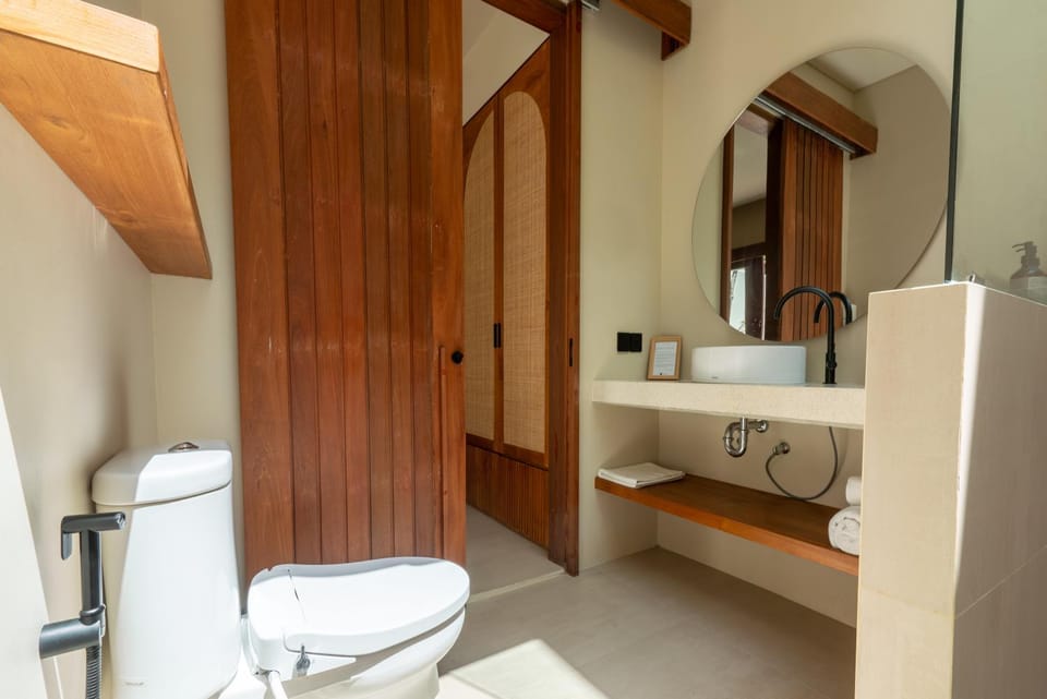 Toilet, Bathroom