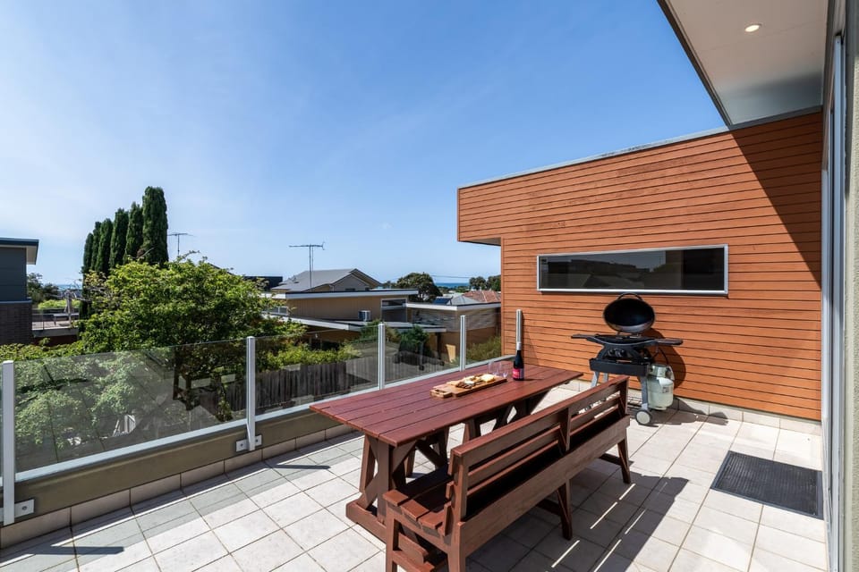 Patio, View (from property/room), Balcony/Terrace, Sea view