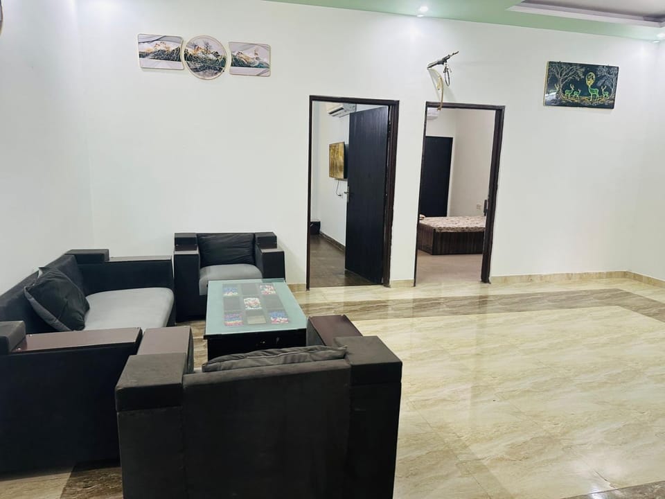 Sanganeri HOME STAY 2BHK 3BHK SINGLE ROOM Apartment in Jaipur