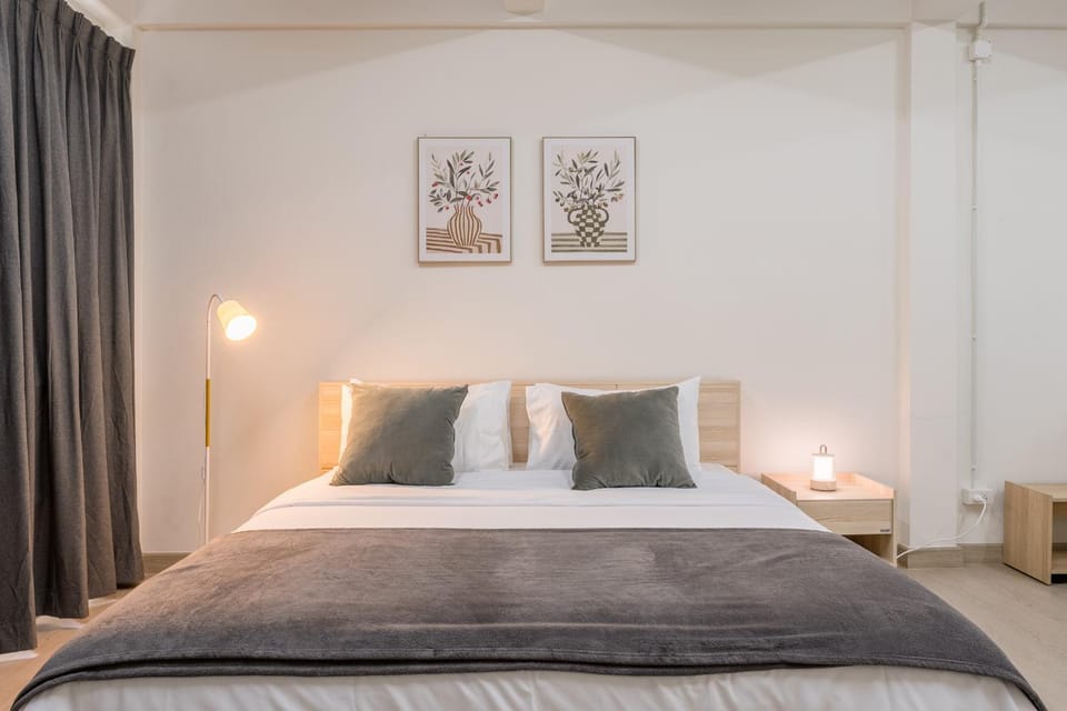Bed, Bedroom