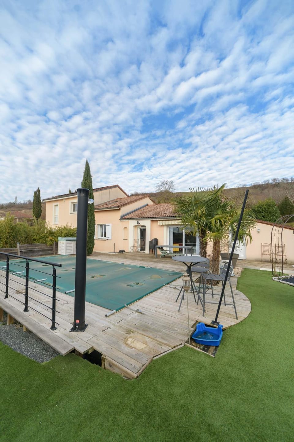 Patio, Pool view, Swimming pool