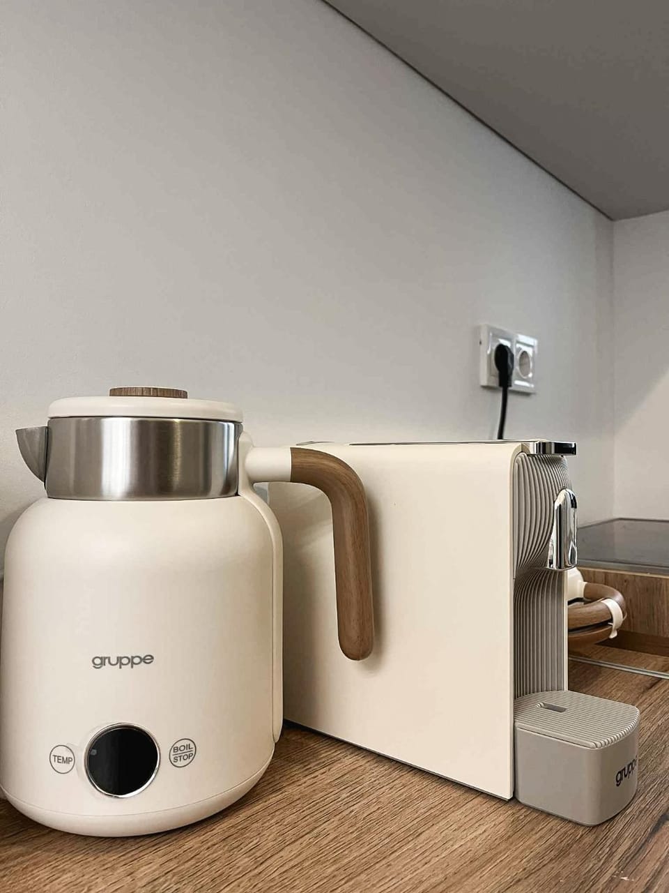 Coffee/tea facilities, Kitchen or kitchenette, toaster