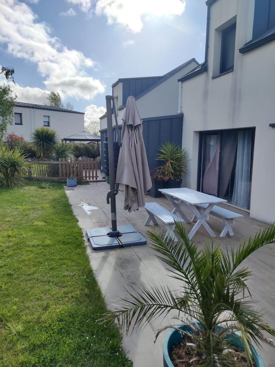 Patio, Garden view