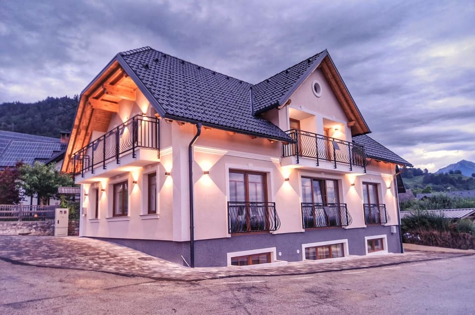 Property building, Natural landscape, Mountain view