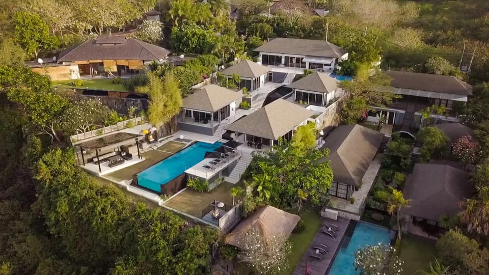 Uluwatu Luxury 4 Bedrooms Villa With Ocean View Villa in Bali