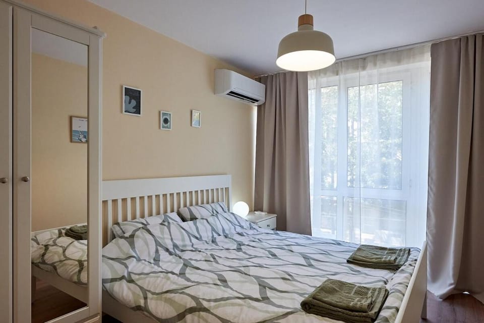Green Corner Apartment in the Center - 2BD Apartment in Burgas
