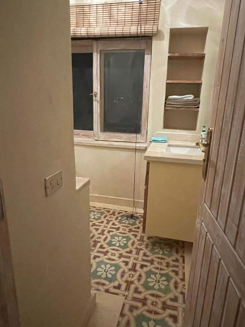 Shower, Toilet, Bathroom, Bedroom, Bath, bidet