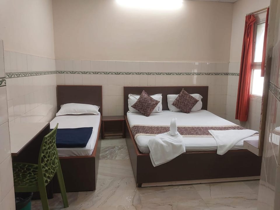 Hotel Blue Moon Near Railway Station Bhubaneswar Vacation rental in Odisha