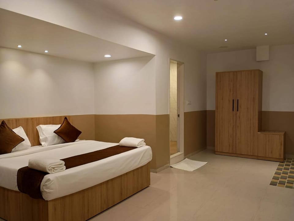 Hotel Sagar Presidency a unit of Buesoco Hospitality Pvt Ltd Hotel in Maharashtra