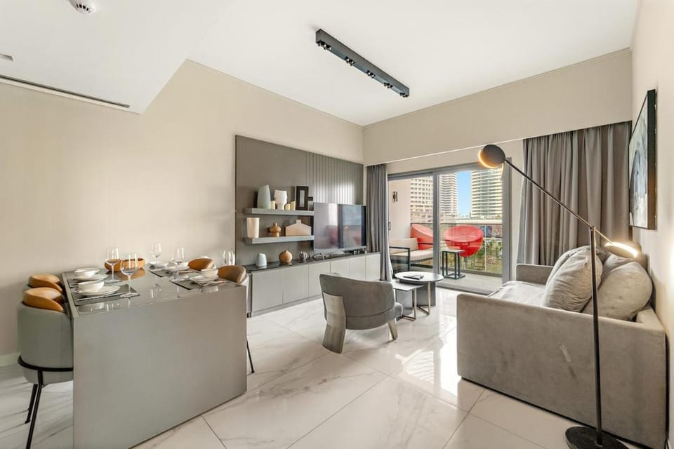 FIRST CLASS 2BR Pool View and near Dubai Mall Apartment in Dubai