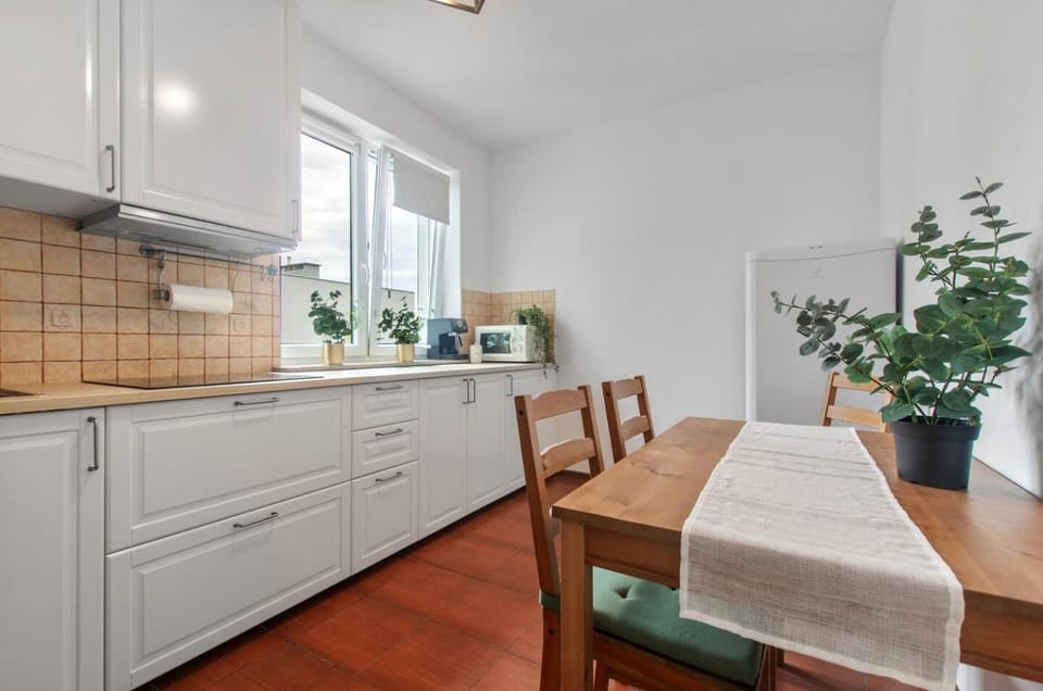 Flora Apartment Ursynow 2 Bedrooms & Parking Apartment in Warsaw