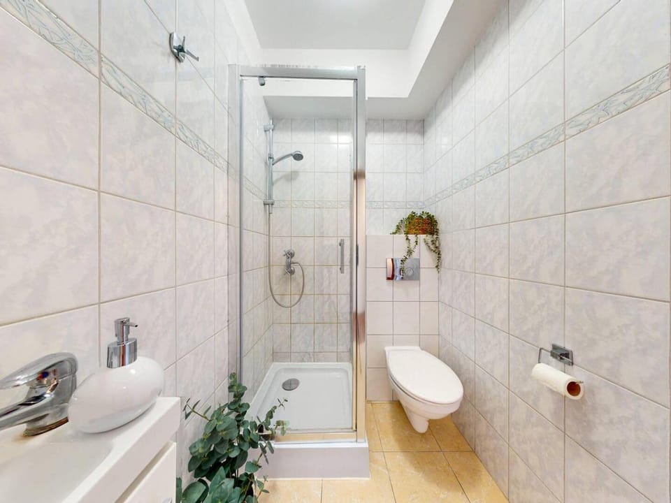 Flora Apartment Ursynow 2 Bedrooms & Parking Apartment in Warsaw