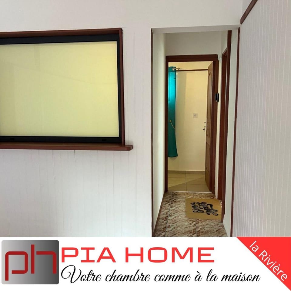 PIA HOME La Rivière Bed and Breakfast in Saint-Paul