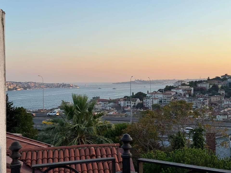 Natural landscape, View (from property/room), Sea view, Sunrise