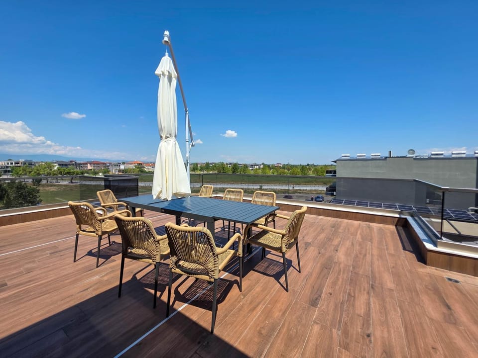 Natural landscape, View (from property/room), Balcony/Terrace
