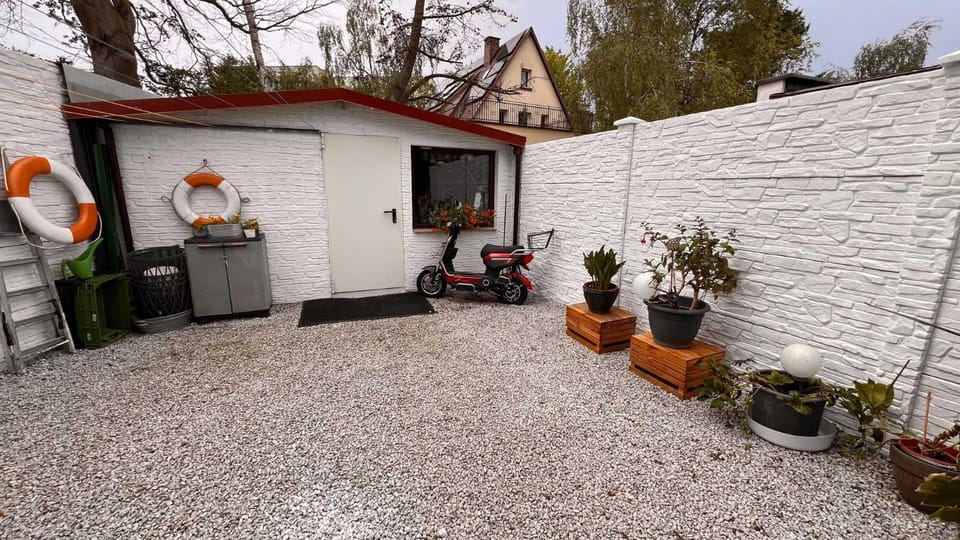 Property building, Garden