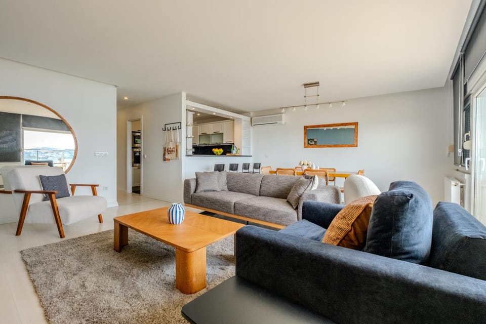 Bosphorus View with 3 Bedrooms and 2 Bathrooms Apartment in Istanbul
