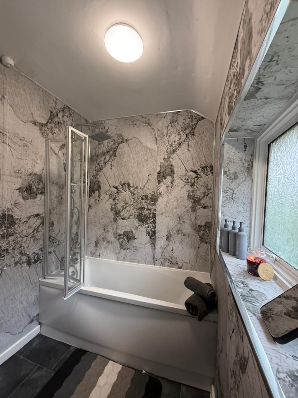 Bathroom, Bath