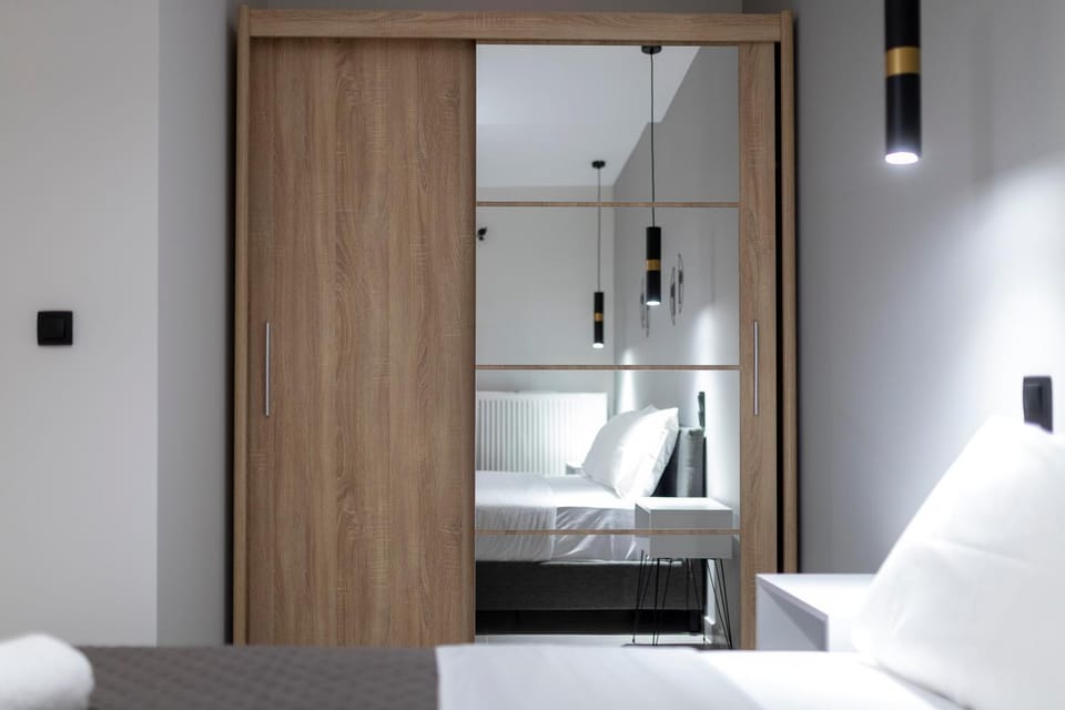 Bed, Photo of the whole room, Bedroom, wardrobe