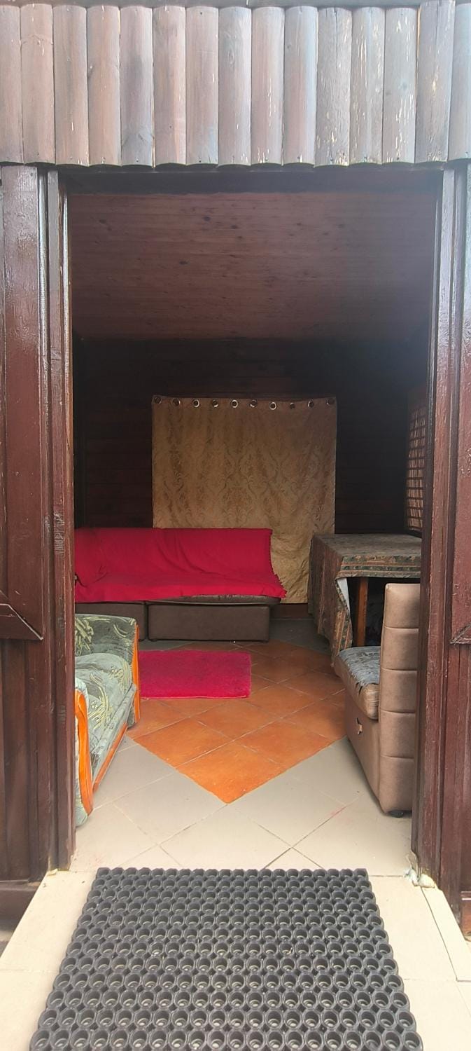 Сдам посуточно дом со сруба с беседкой в элитном районе Совиньон Apartment in Odessa