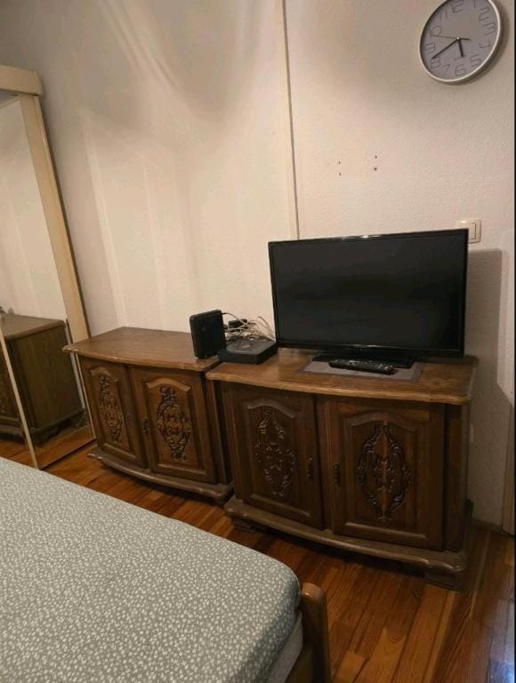 TV and multimedia, Bedroom