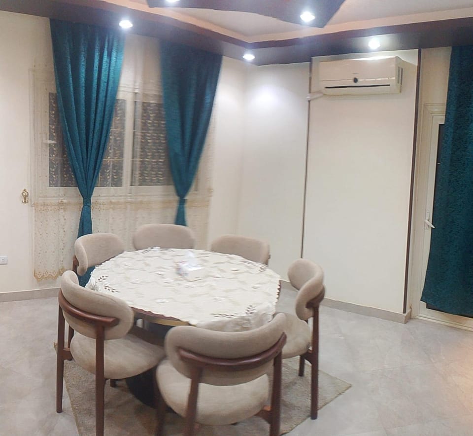 شقه راقيه ومريحه Apartment in Egypt