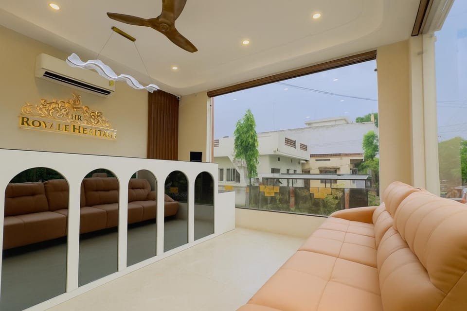 Property building, Seating area