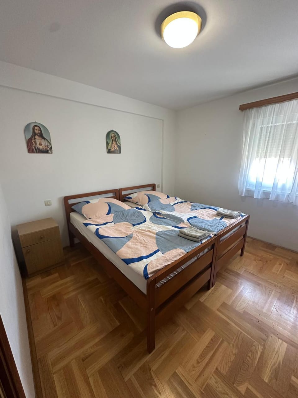 100m2 Apartment near Church - 3 bedrooms - 3 bathrooms - parking Apartment in Federation of Bosnia and Herzegovina