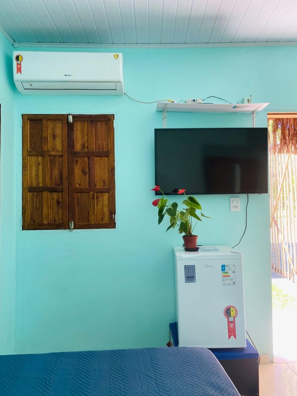 Bed, TV and multimedia, Photo of the whole room, Bedroom, air conditioner