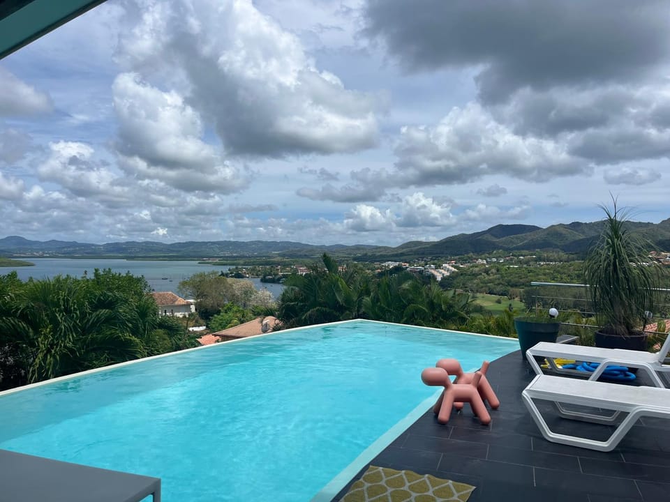 Pool view, Sea view, Swimming pool