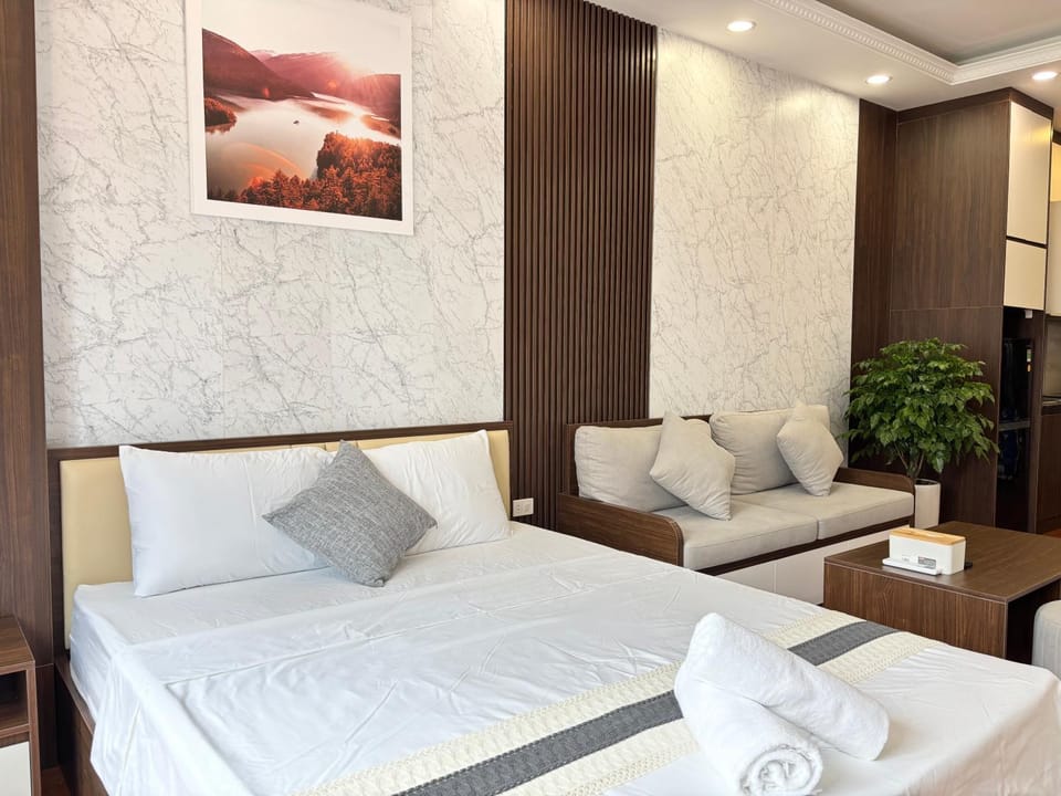 Light filled Apartment-City view Apartment in Laos